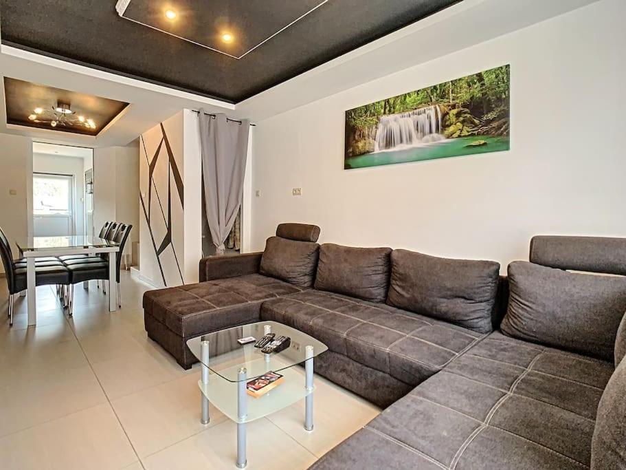 Vue Sur Meuse Avec Jacuzzi Et Sauna Exterieur. Yvoir Exterior foto